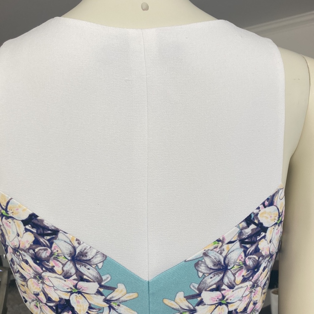 Super cute, summer dress. - Picture 8 of 16